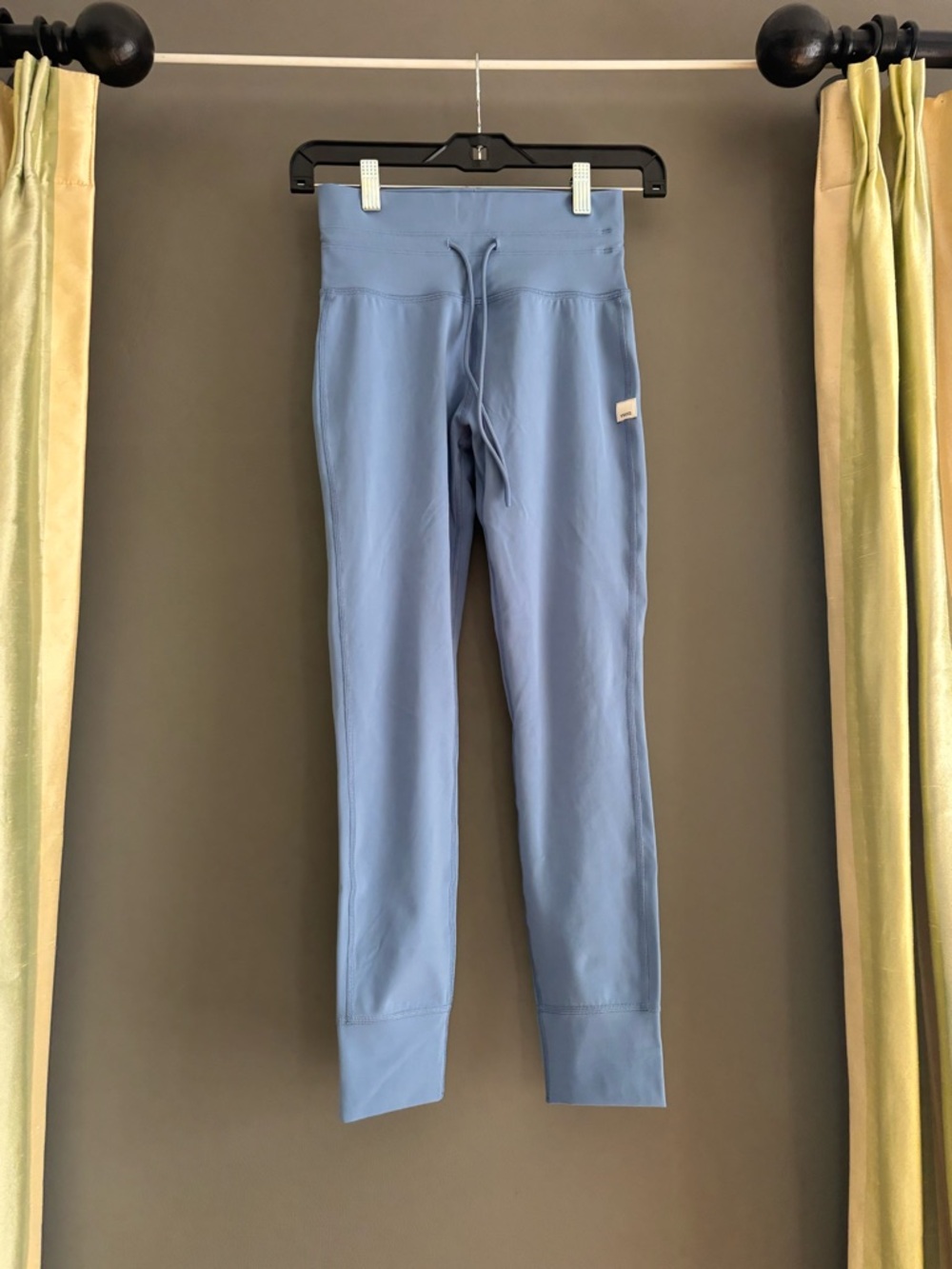 Vuori Sky Blue Leggings with Drawstring